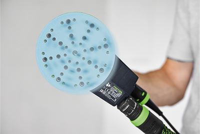 Lihvketas liigub ekstsentriklihvimisseadmel